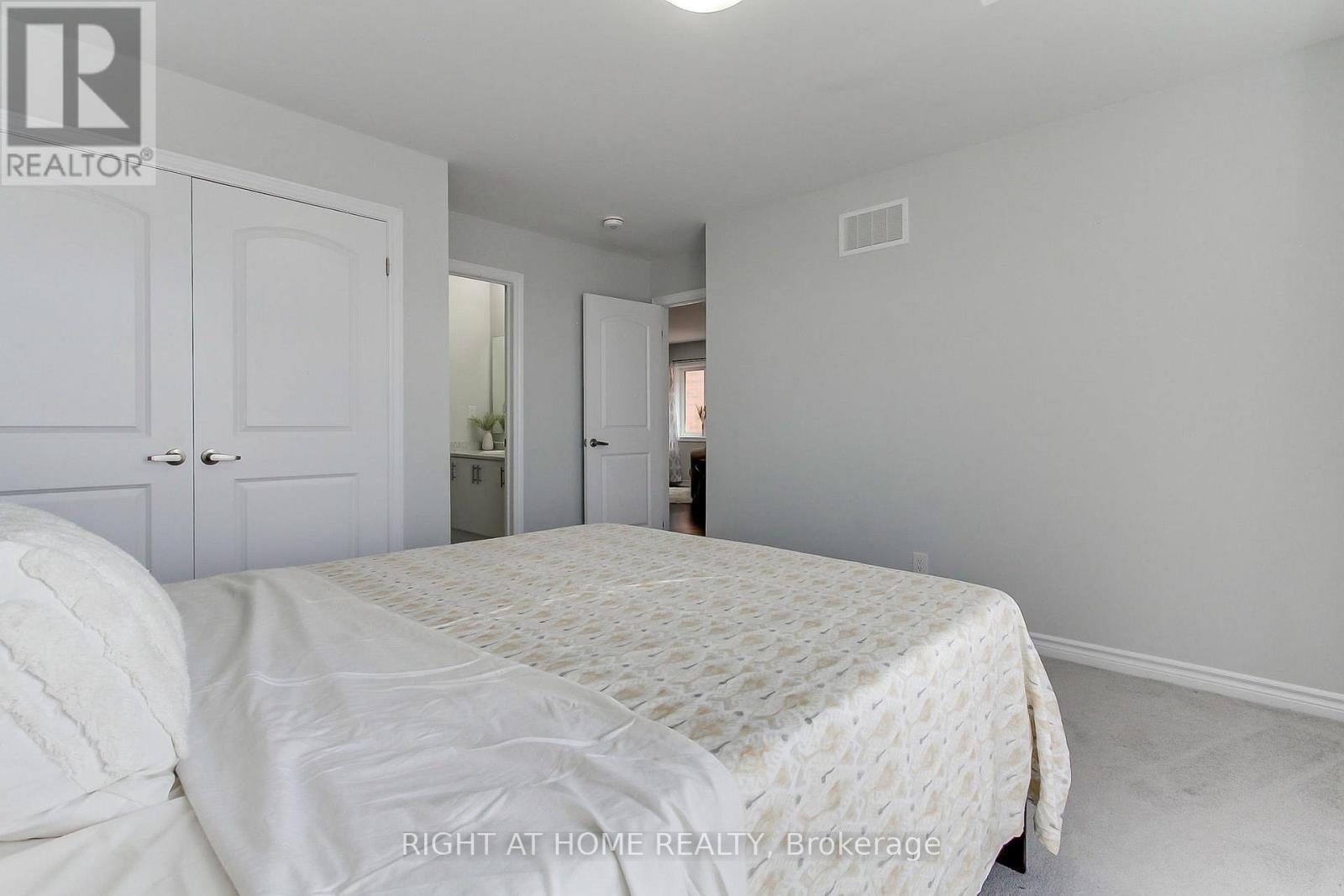 3 Bremner Street, Whitby, Ontario  L1R 1W5 - Photo 18 - E13130376