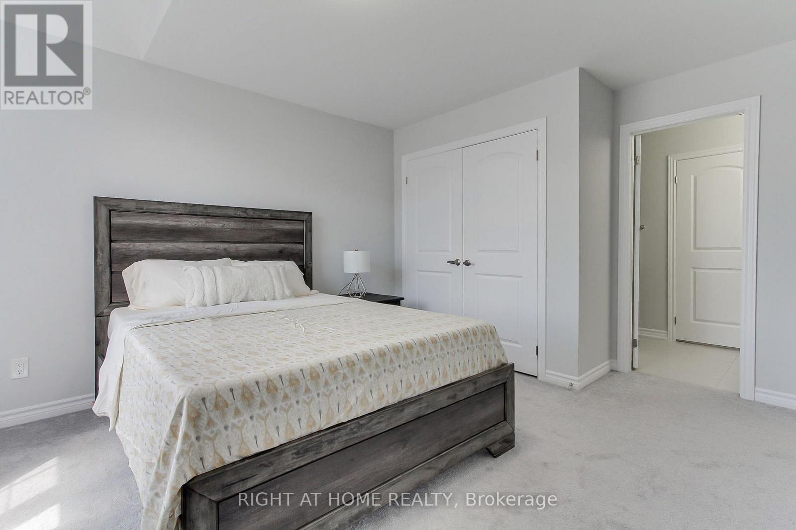 3 Bremner Street, Whitby, Ontario  L1R 1W5 - Photo 32 - E13130376