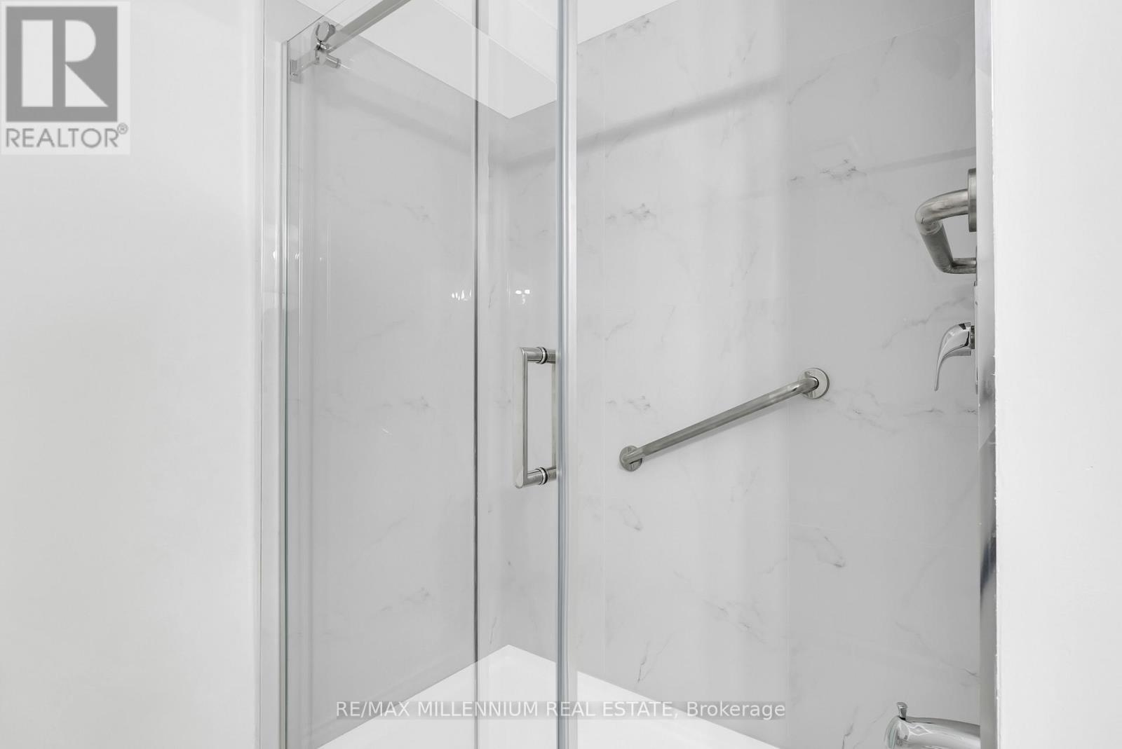 20 Kesteven Crescent, Brampton, Ontario  L6W 4E1 - Photo 42 - W12976458