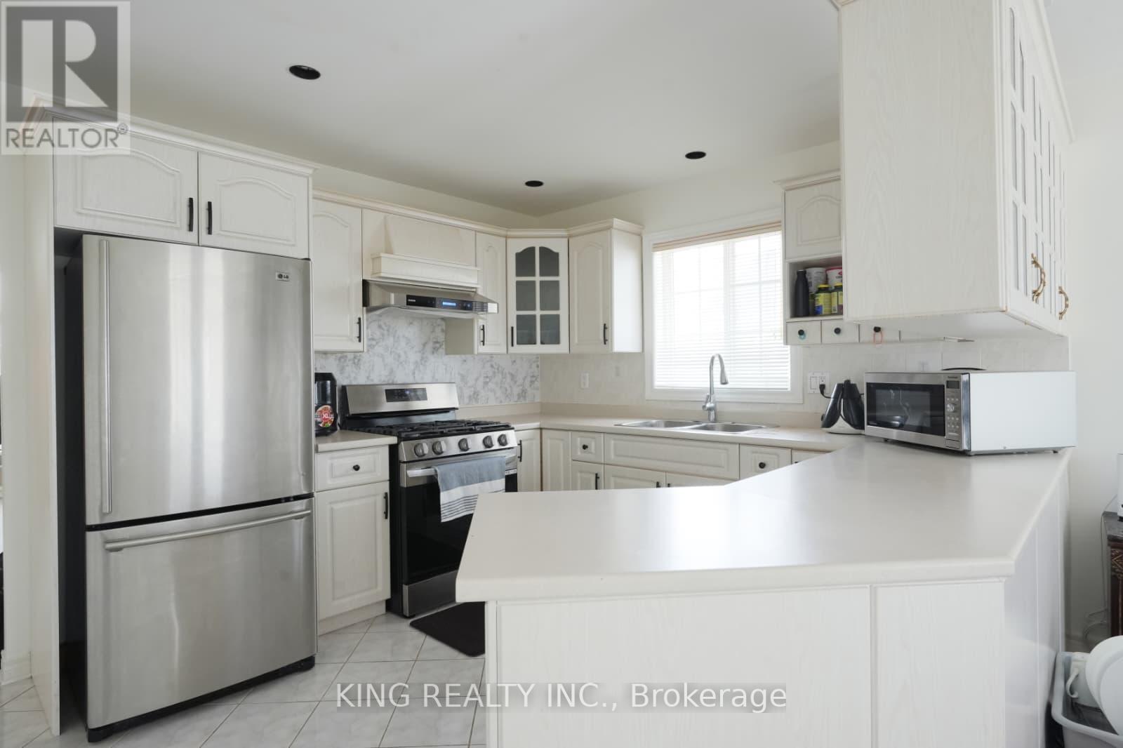 120 Redwood Court, Welland, Ontario  L3C 7C4 - Photo 6 - X13117912