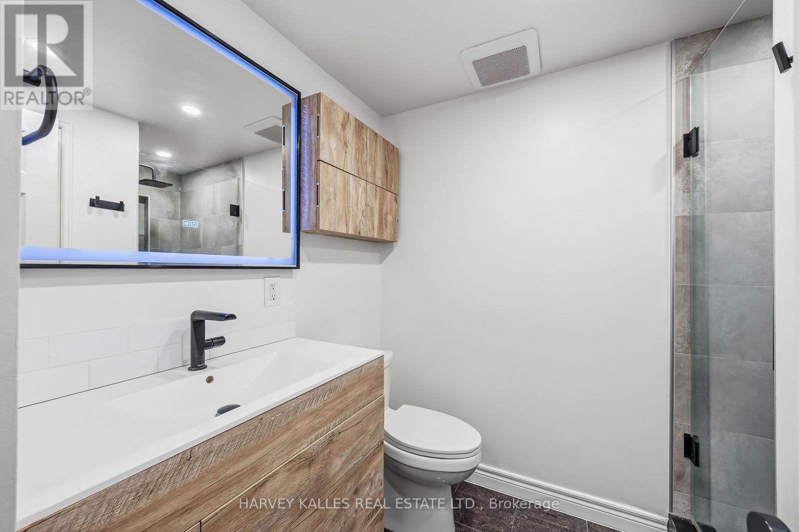 1907 - 55 Bloor Street E, Toronto, Ontario  M4W 3W6 - Photo 18 - C13130408