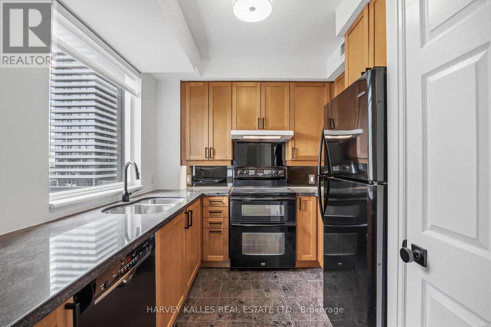 1907 - 55 Bloor Street E, Toronto, Ontario  M4W 3W6 - Photo 9 - C13130408