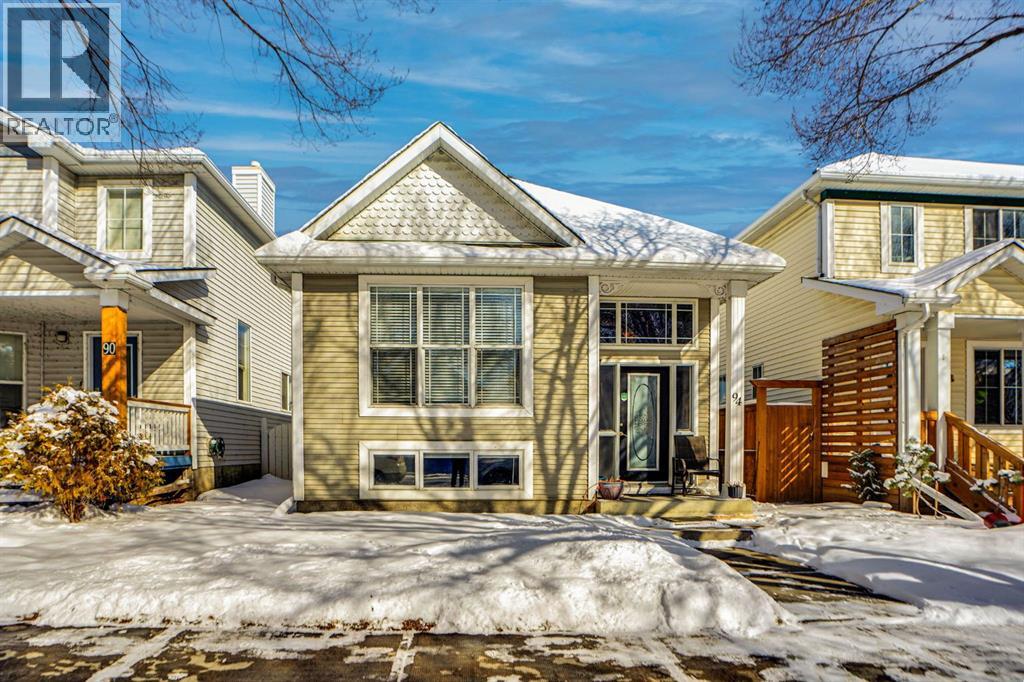 94 Inverness Park SE, Calgary, Alberta  T2Z 3E1 - Photo 1 - A2292121