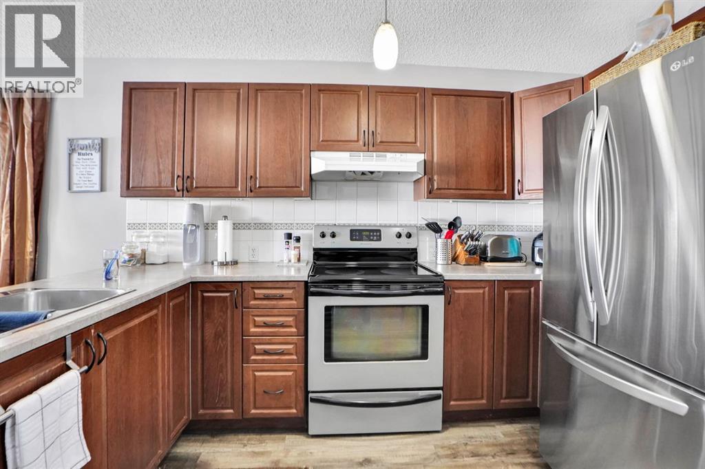 94 Inverness Park SE, Calgary, Alberta  T2Z 3E1 - Photo 5 - A2292121