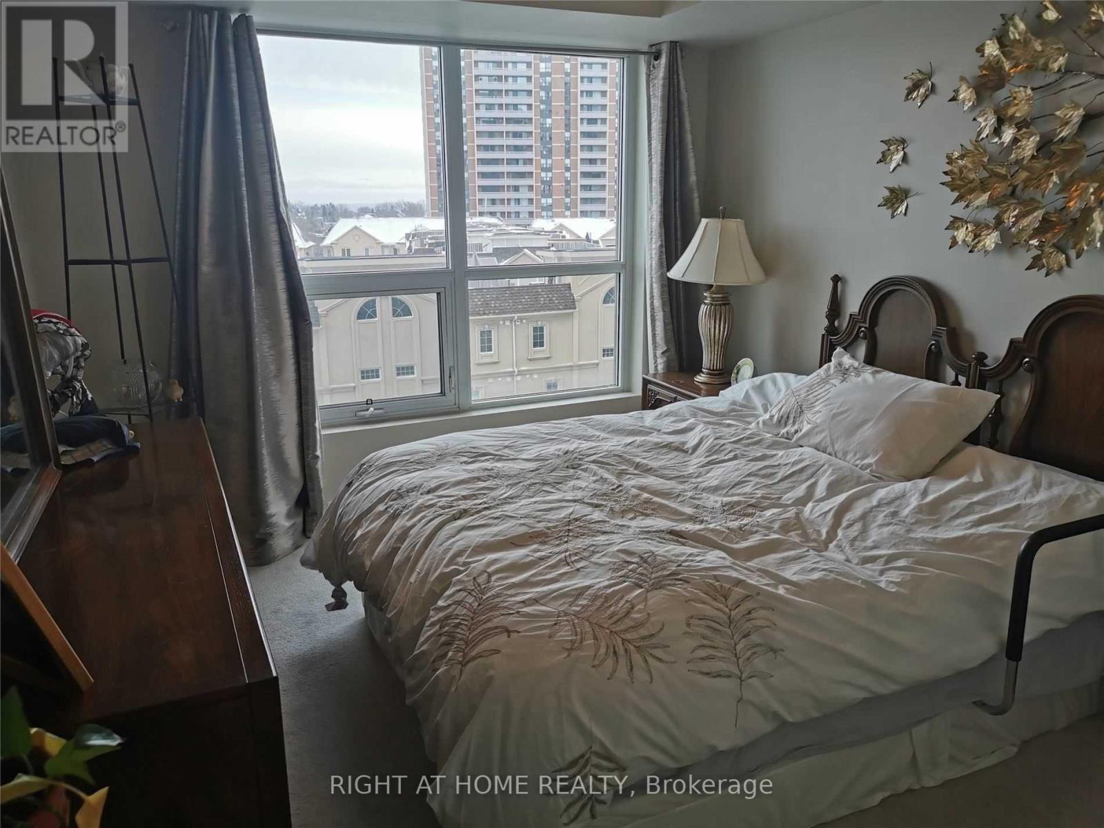 512 - 1235 Bayly Street, Pickering, Ontario  L1W 1L7 - Photo 10 - E13130564