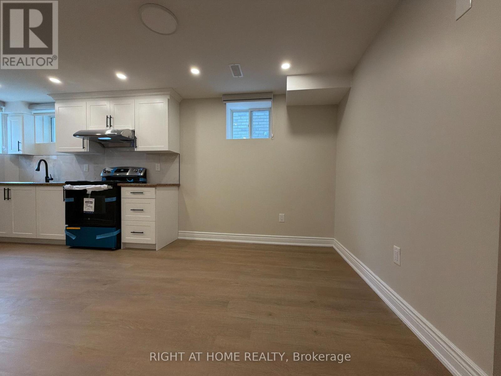 Basement - 1489 Hawktail Path, Pickering, Ontario  L0H 1J0 - Photo 14 - E13130580