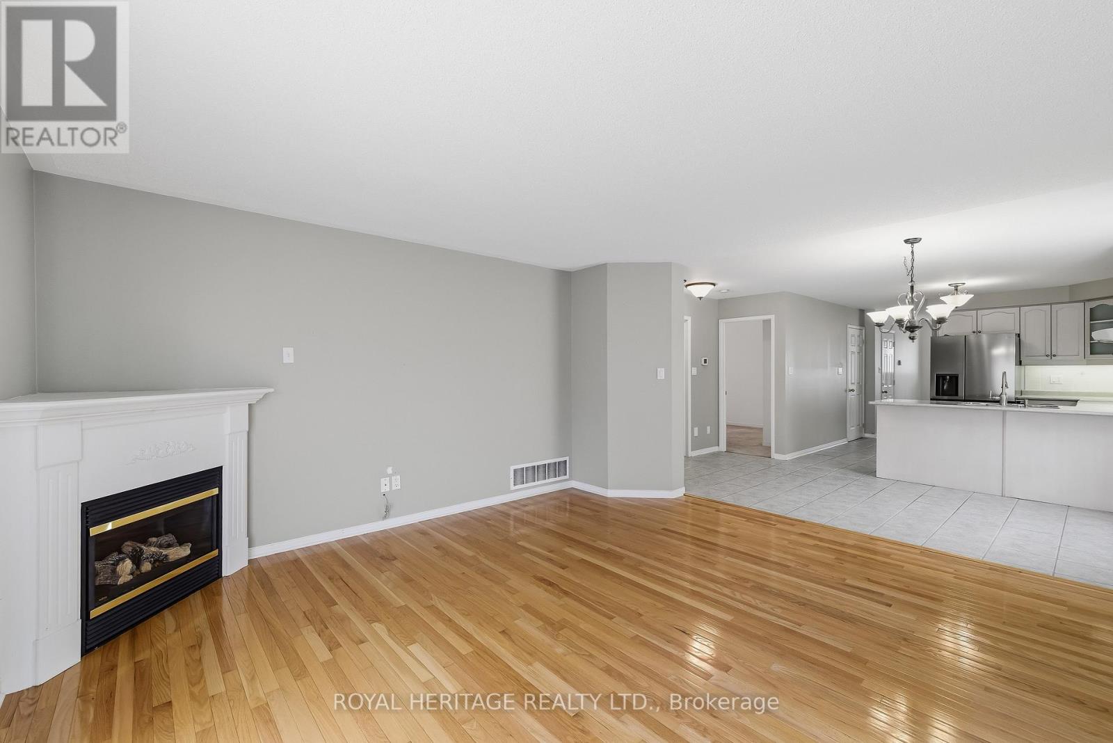 19 Fitzpatrick Court, Whitby, Ontario  L1M 2G9 - Photo 14 - E13130656