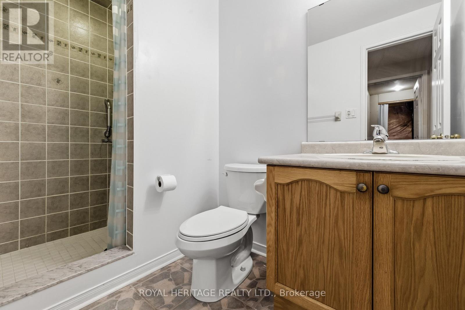 19 Fitzpatrick Court, Whitby, Ontario  L1M 2G9 - Photo 26 - E13130656