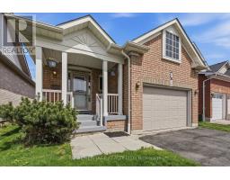 19 FITZPATRICK COURT, Whitby, Ontario
