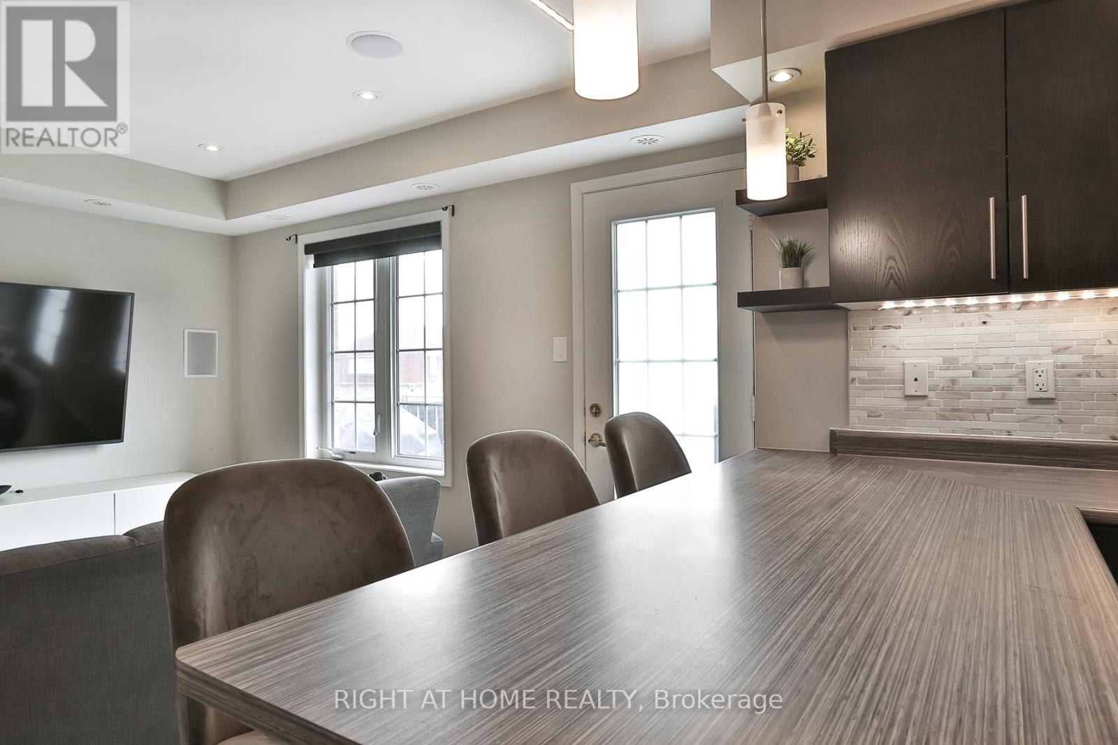 168 Kingston Road W, Ajax, Ontario  L1T 0M9 - Photo 8 - E13130694