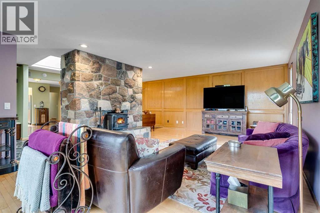 24157 Meadow Drive, Rural Rocky View County, Alberta  T3R 1A8 - Photo 8 - A2298440