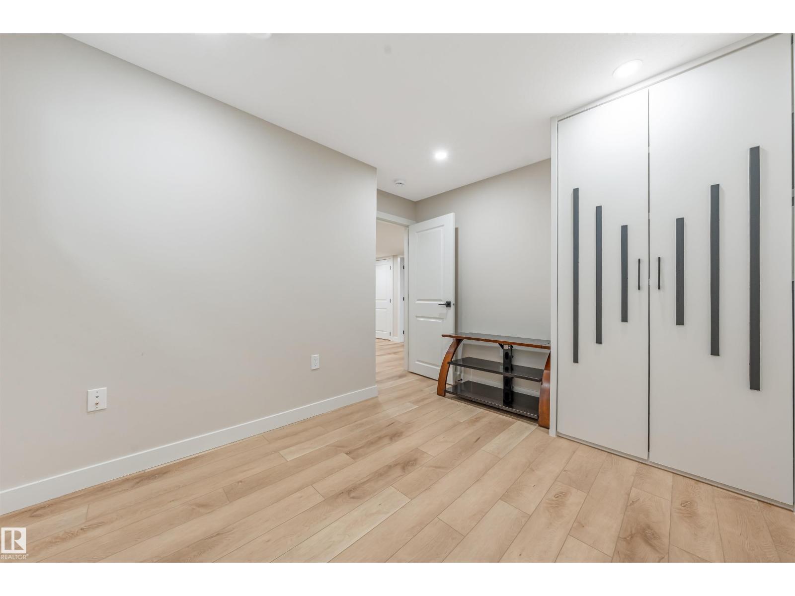 5907 19 Av Sw, Edmonton, Alberta  T6X 0P6 - Photo 57 - E4487799