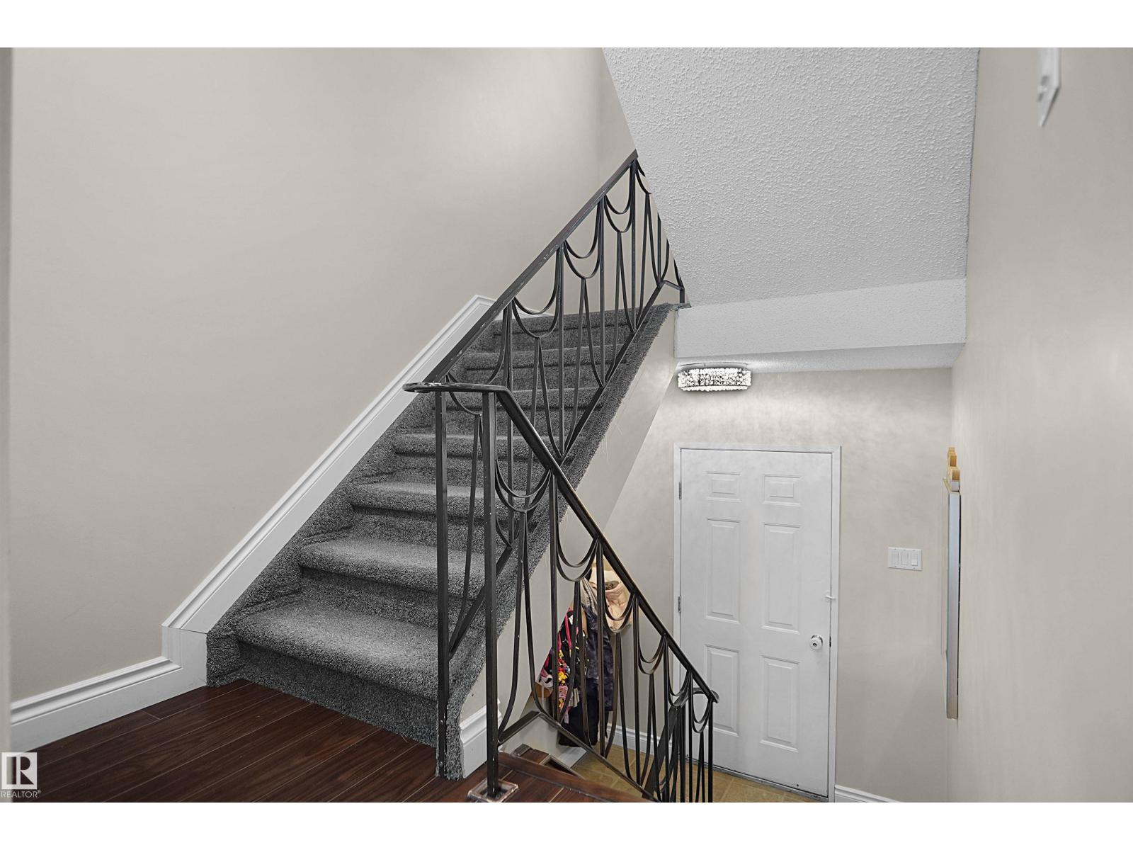 10648 158 Av Nw, Edmonton, Alberta  T5X 4H5 - Photo 19 - E4487802