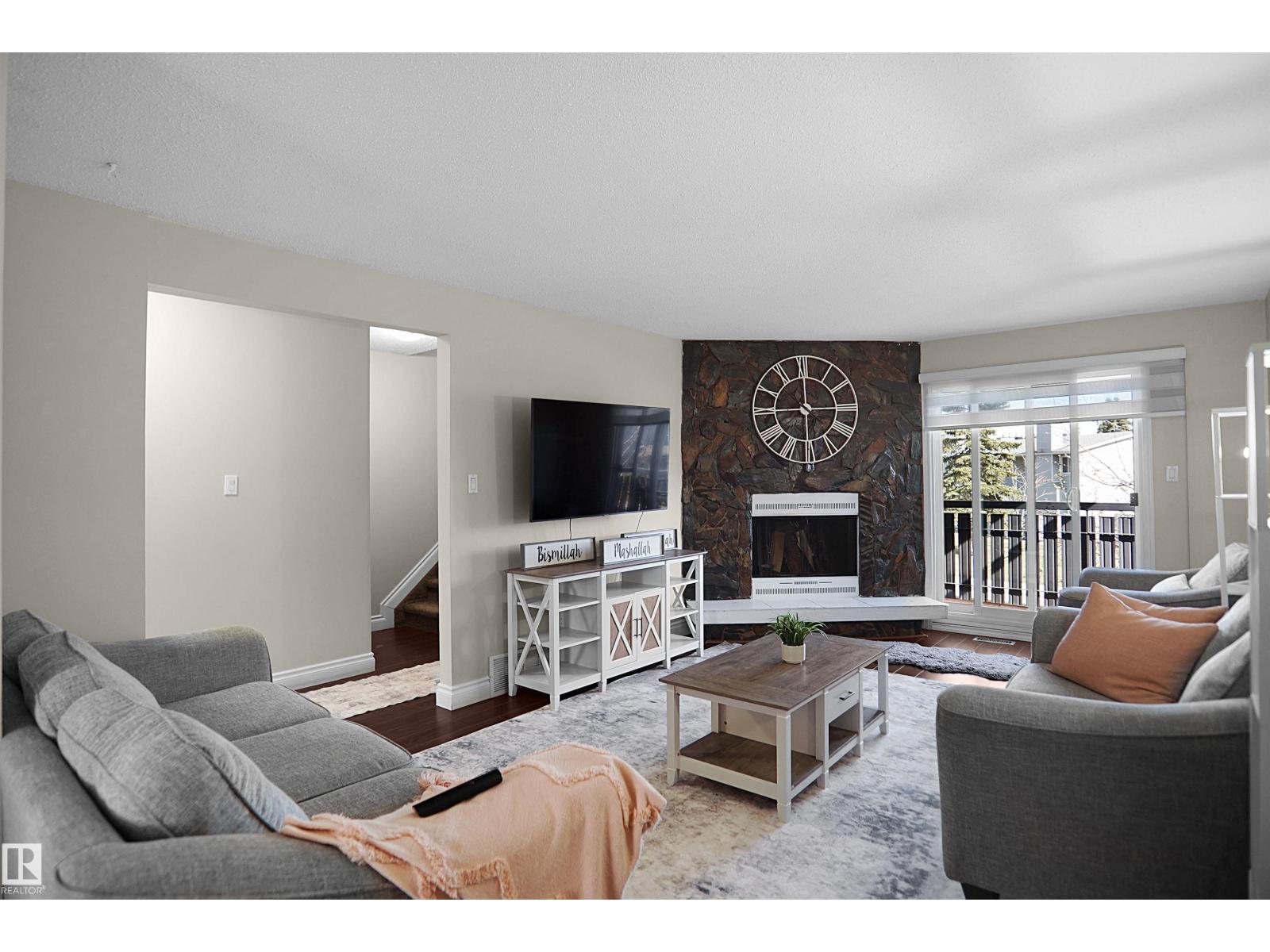 10648 158 Av Nw, Edmonton, Alberta  T5X 4H5 - Photo 8 - E4487802