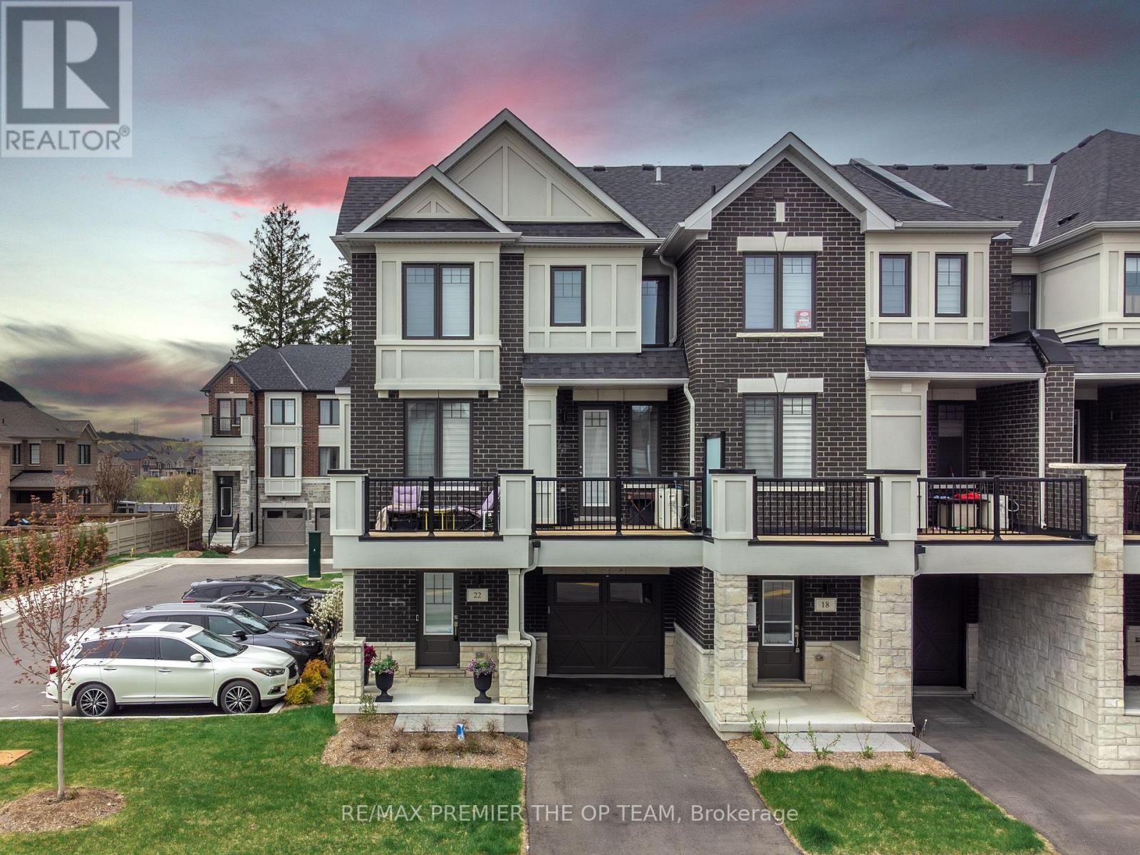 22 Pierre Berton Boulevard, Vaughan, Ontario  L4H 4V2 - Photo 1 - N13130420