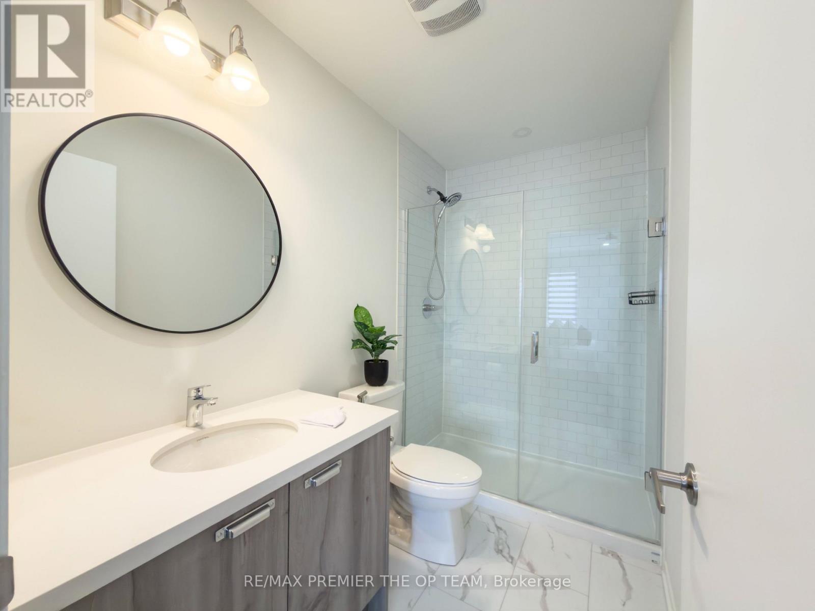 22 Pierre Berton Boulevard, Vaughan, Ontario  L4H 4V2 - Photo 18 - N13130420