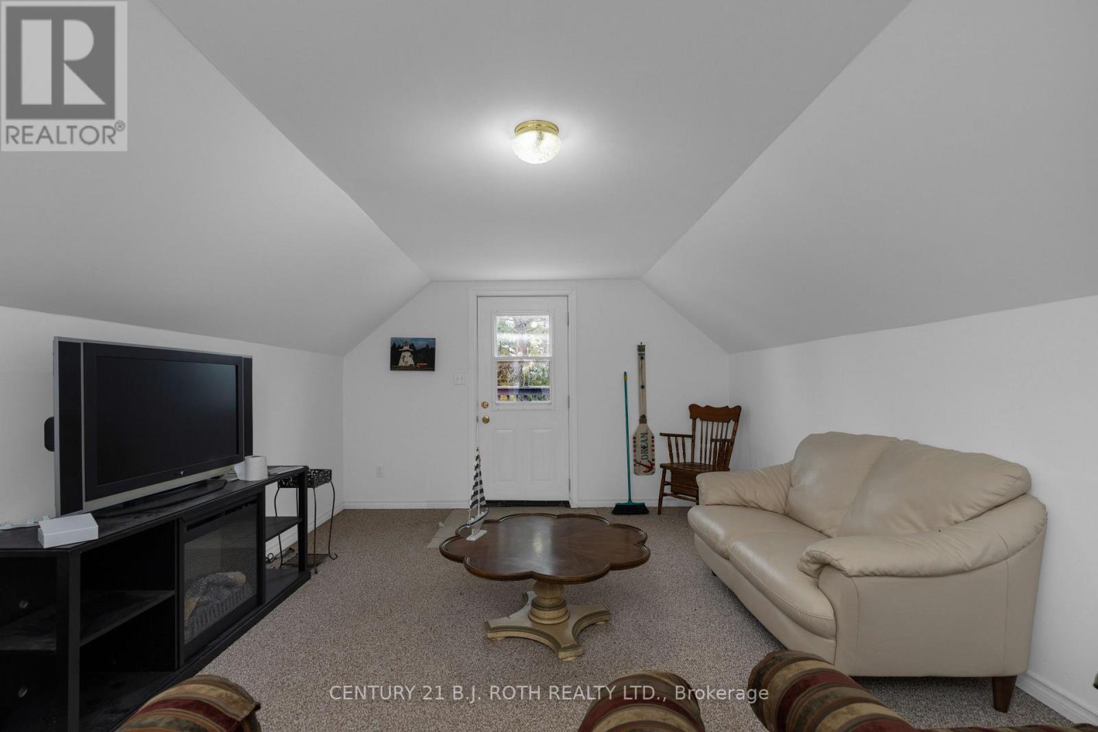4486 Fern Resort Road, Ramara, Ontario  L3V 0Z1 - Photo 35 - S13130530