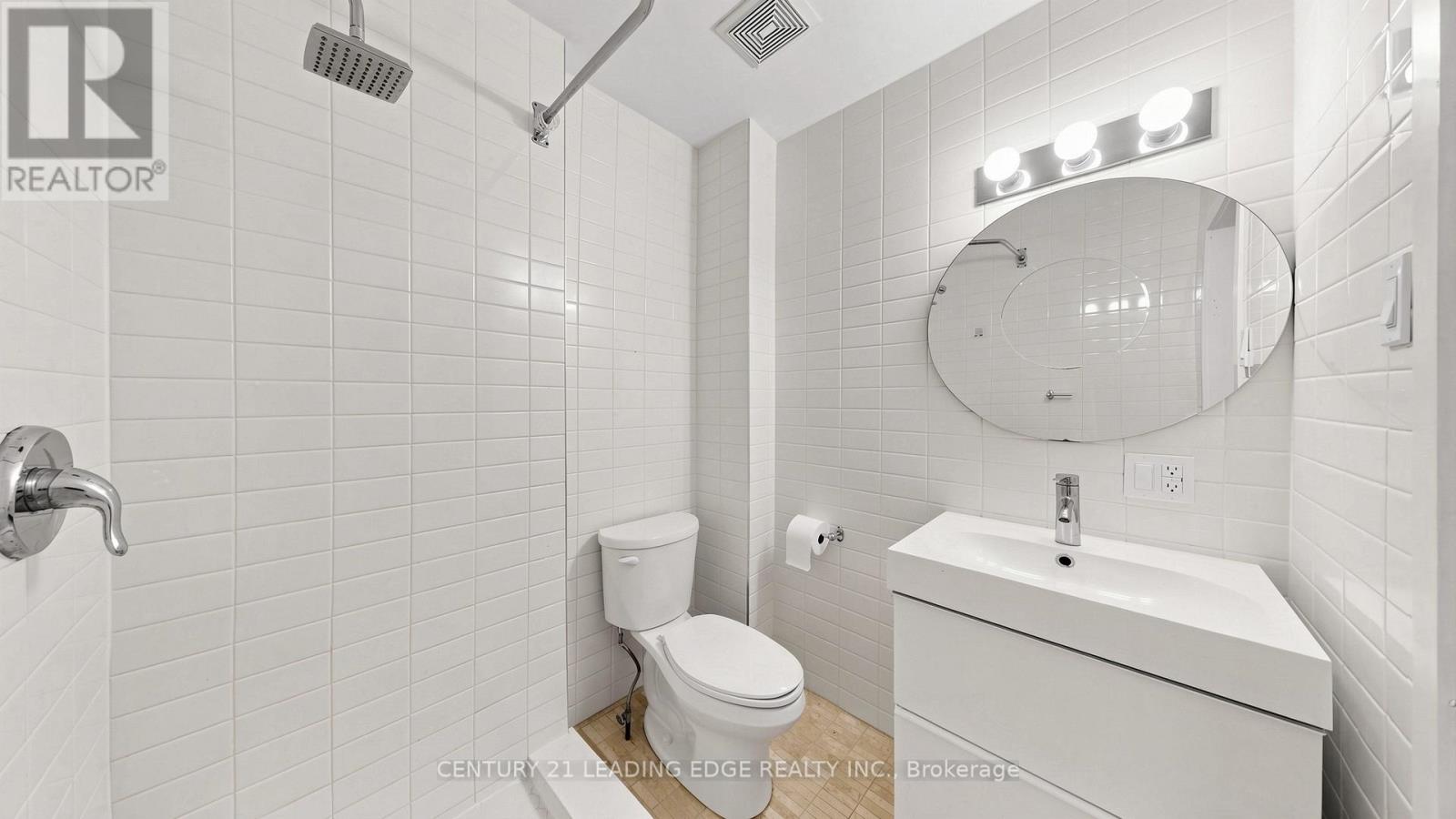 2nd Flr - 679 Woodbine Avenue E, Toronto, Ontario  M4E 2J3 - Photo 19 - E13130270