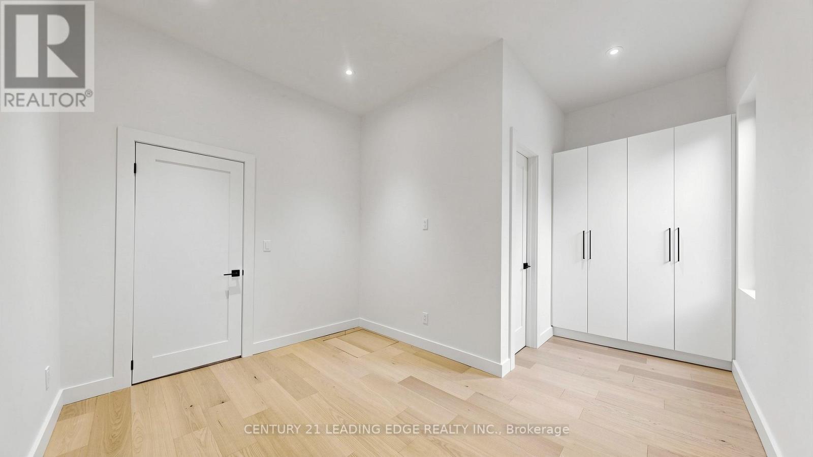 2nd Flr - 679 Woodbine Avenue E, Toronto, Ontario  M4E 2J3 - Photo 20 - E13130270