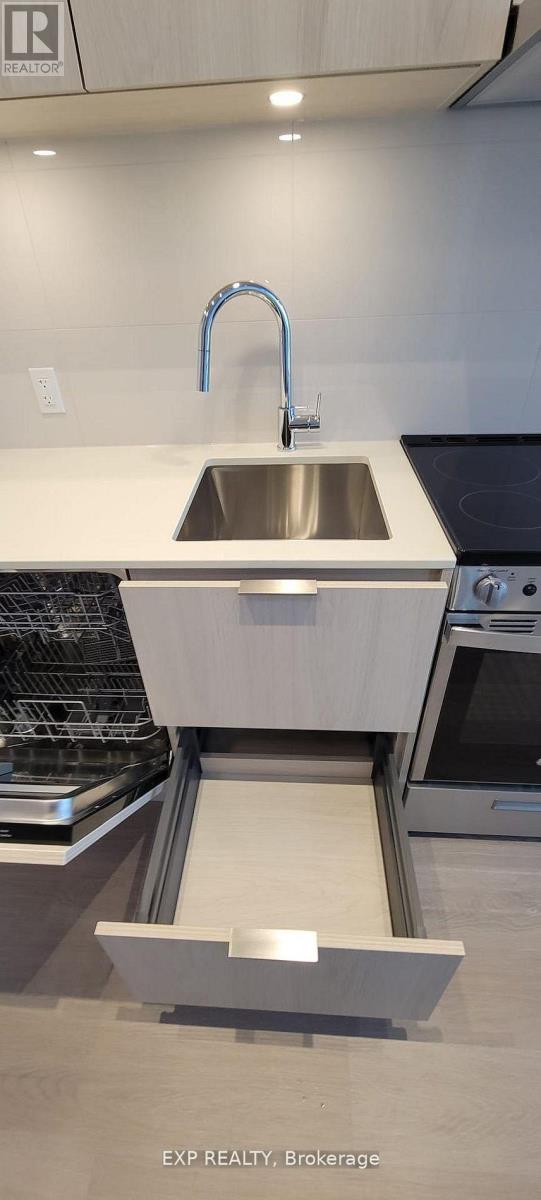 3210 - 448 Burnhamthorpe Road, Mississauga, Ontario  L5B 0R4 - Photo 11 - W13130404