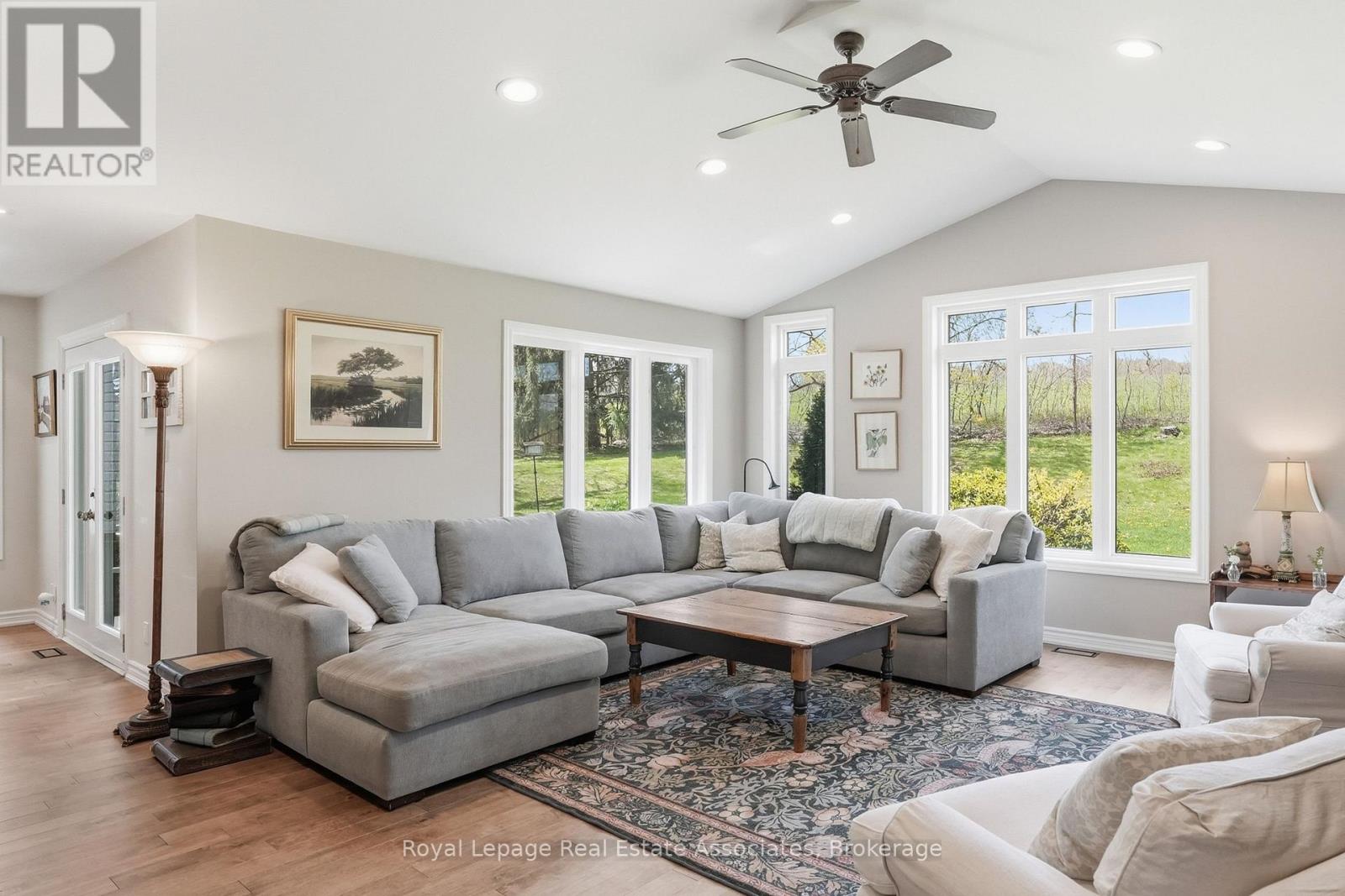 12136 6 Line, Halton Hills, Ontario  L0P 1H0 - Photo 10 - W13130478