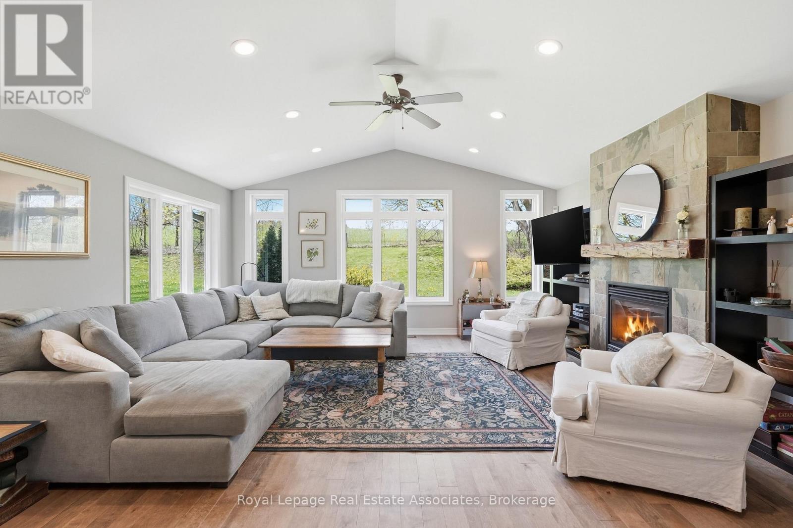 12136 6 Line, Halton Hills, Ontario  L0P 1H0 - Photo 8 - W13130478