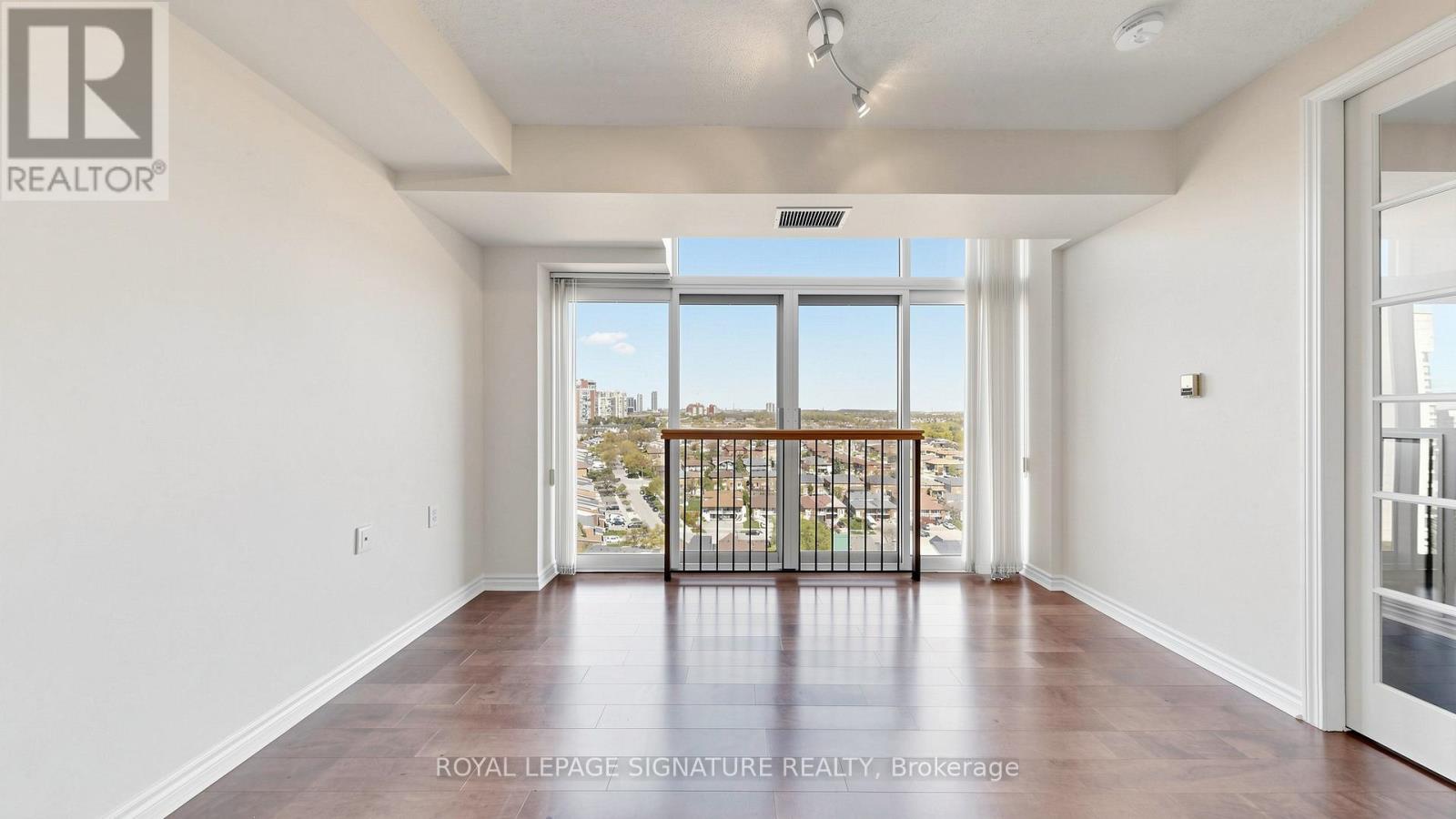 1501 - 200 Burnhamthorpe Road E, Mississauga, Ontario  L5A 4L4 - Photo 16 - W13130492
