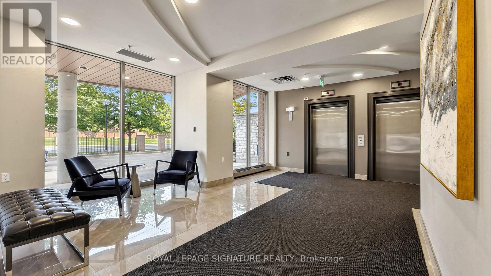 1501 - 200 Burnhamthorpe Road E, Mississauga, Ontario  L5A 4L4 - Photo 5 - W13130492