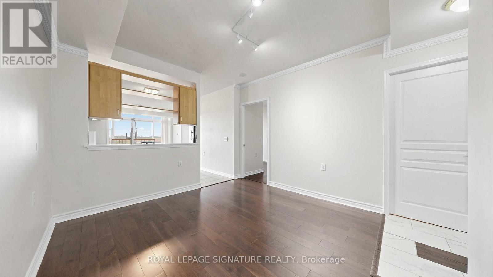 1501 - 200 Burnhamthorpe Road E, Mississauga, Ontario  L5A 4L4 - Photo 9 - W13130492