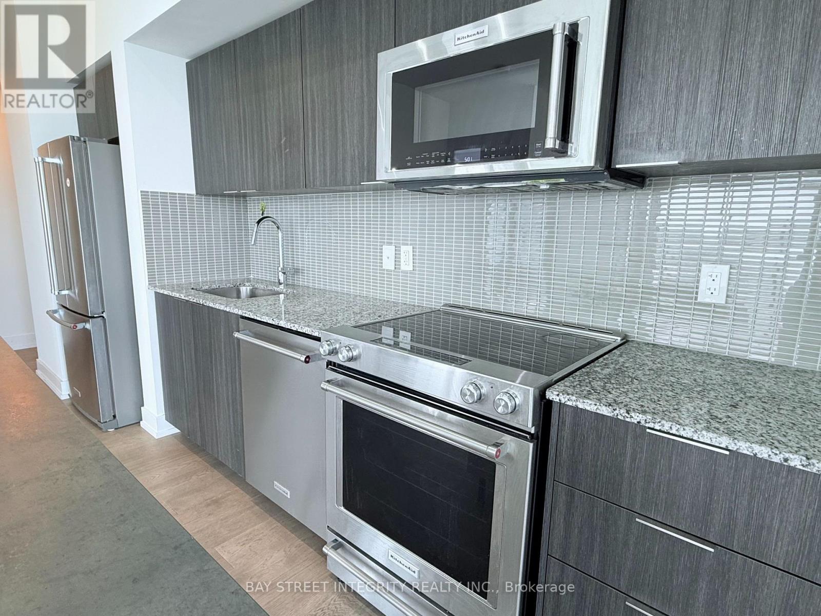 2418 - 30 Shore Breeze Drive, Toronto, Ontario  M8V 0J1 - Photo 15 - W13130522
