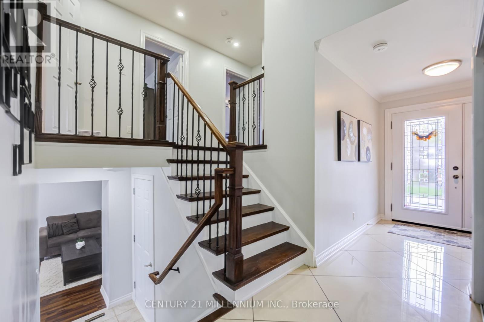 18 Ridgehill Drive, Brampton, Ontario  L6Y 2C4 - Photo 19 - W13130546