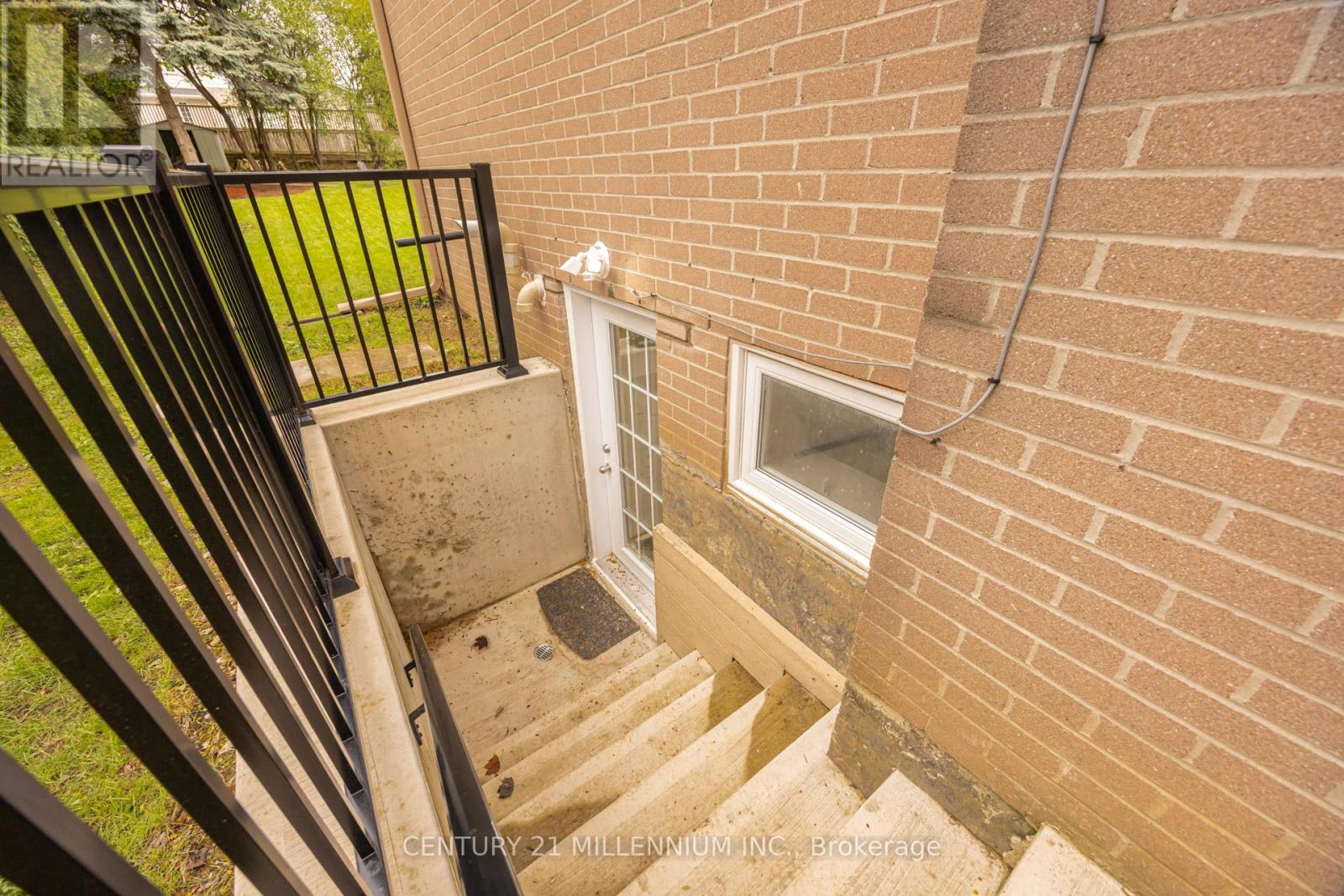 18 Ridgehill Drive, Brampton, Ontario  L6Y 2C4 - Photo 26 - W13130546