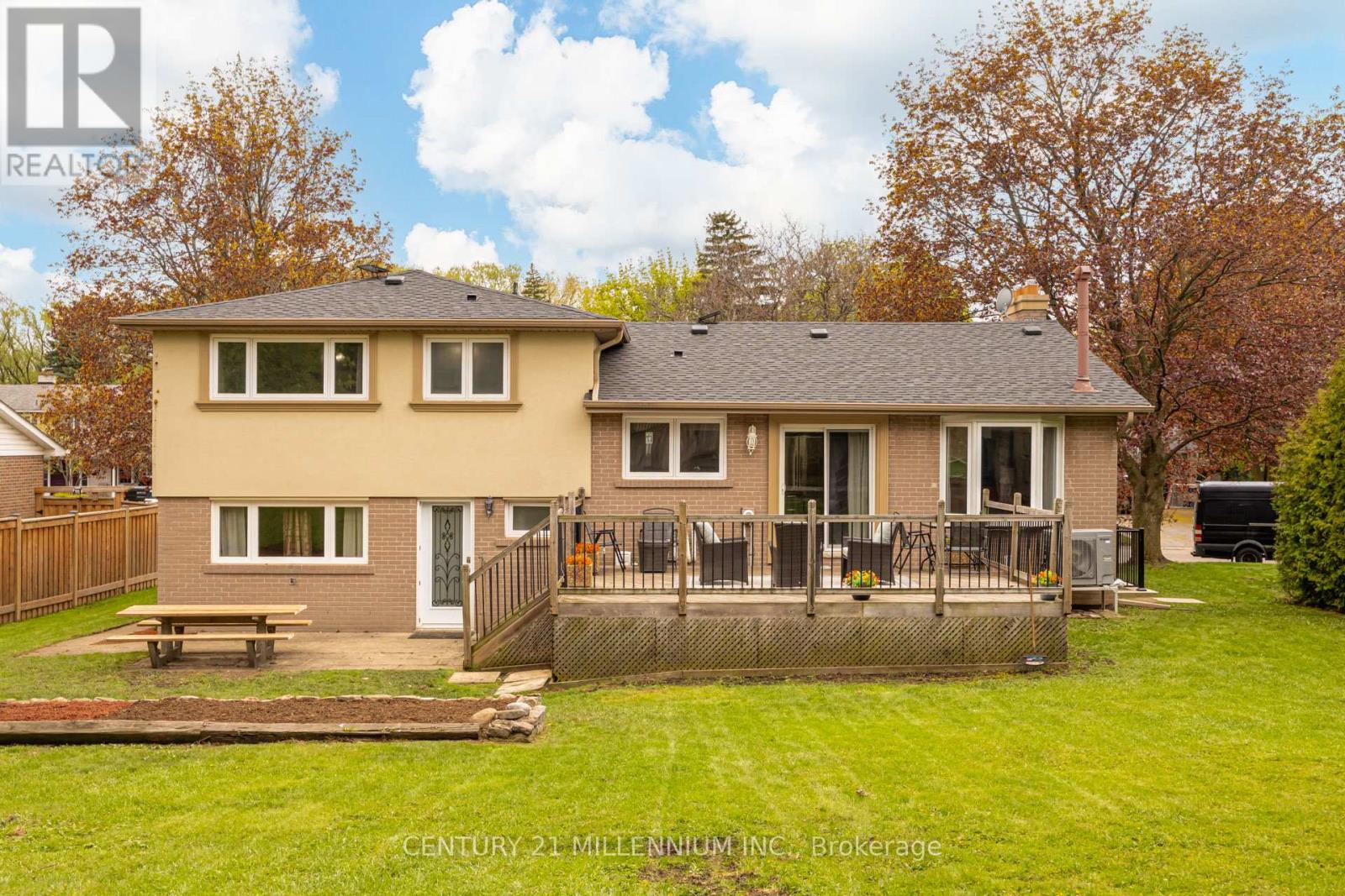 18 Ridgehill Drive, Brampton, Ontario  L6Y 2C4 - Photo 32 - W13130546