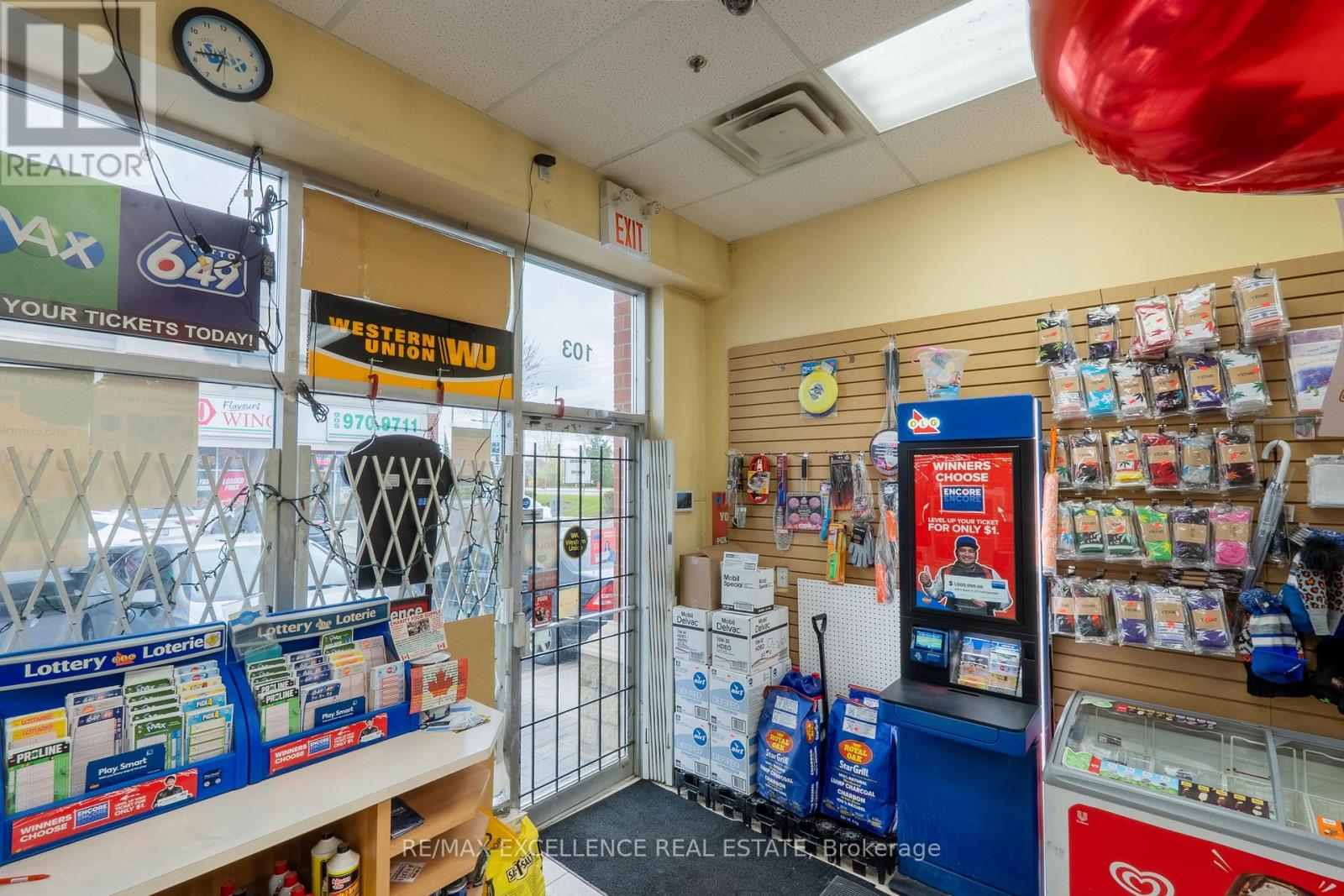 103 - 423 Wanless Drive, Brampton, Ontario  L7A 0N9 - Photo 3 - W13130678