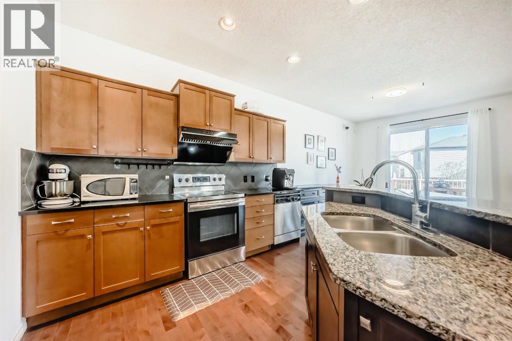 44 Aspen Hills Close SW, Calgary, Alberta  T3H 0C6 - Photo 4 - A2296039