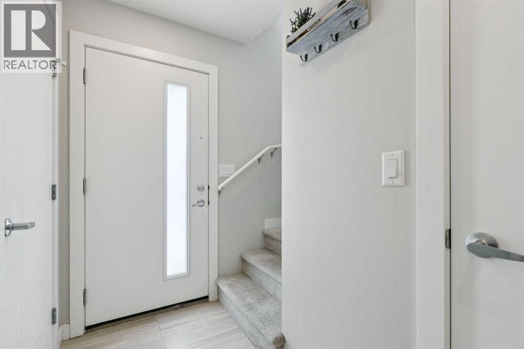 579 Evanston Link, Calgary, Alberta  T3P 1S2 - Photo 2 - A2298576