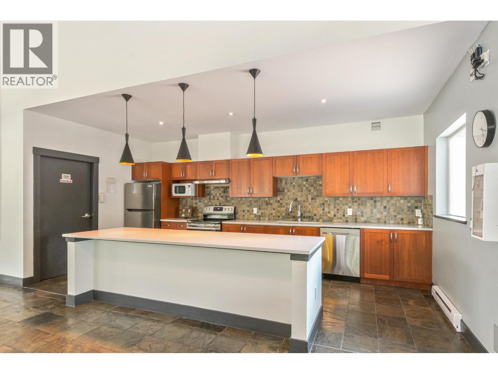 123 801 Klahanie Drive, Port Moody, British Columbia  V3H 5K4 - Photo 29 - R3123933