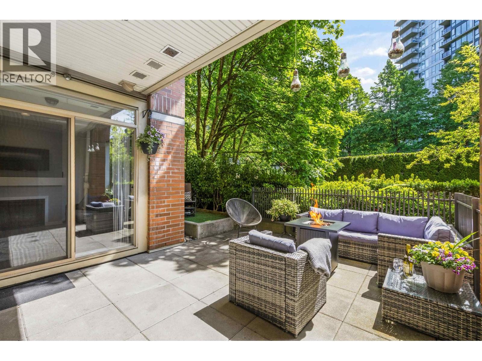 123 801 Klahanie Drive, Port Moody, British Columbia  V3H 5K4 - Photo 3 - R3123933