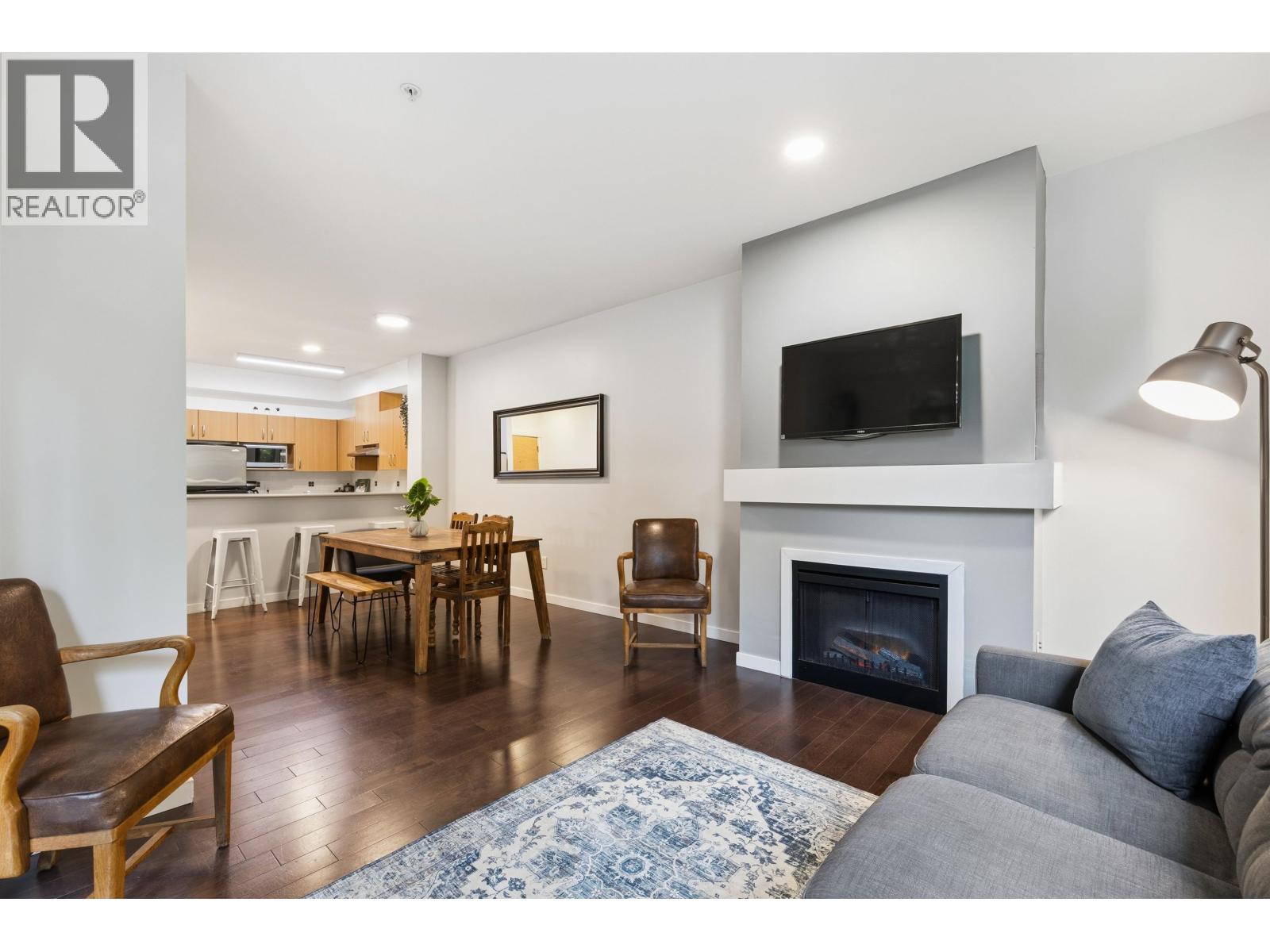 123 801 Klahanie Drive, Port Moody, British Columbia  V3H 5K4 - Photo 6 - R3123933