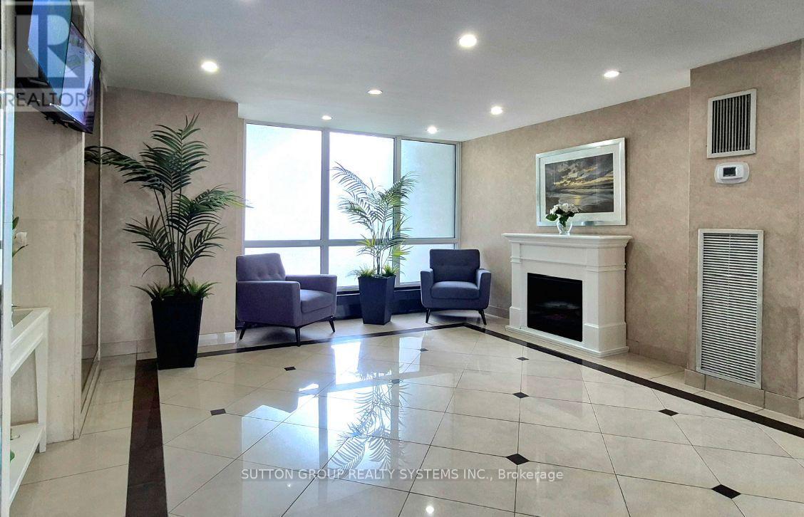 2003 - 1515 Lakeshore Road E, Mississauga, Ontario  L5E 3E2 - Photo 25 - W13128748