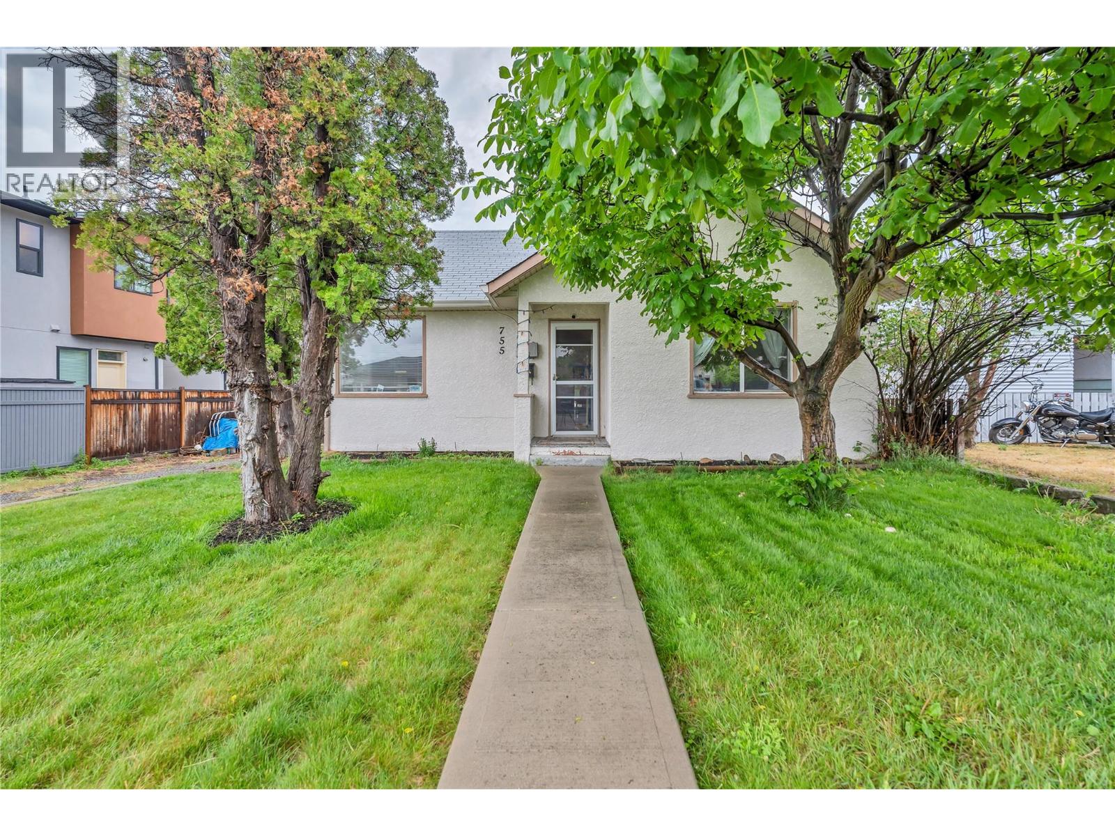 755 FORESTBROOK Drive, penticton, British Columbia