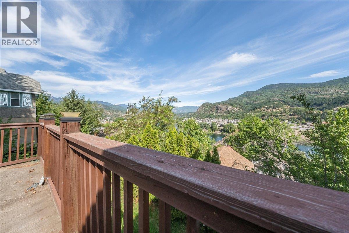 2139 Daniel Street, Trail, British Columbia  V1R 4H1 - Photo 16 - 10387478