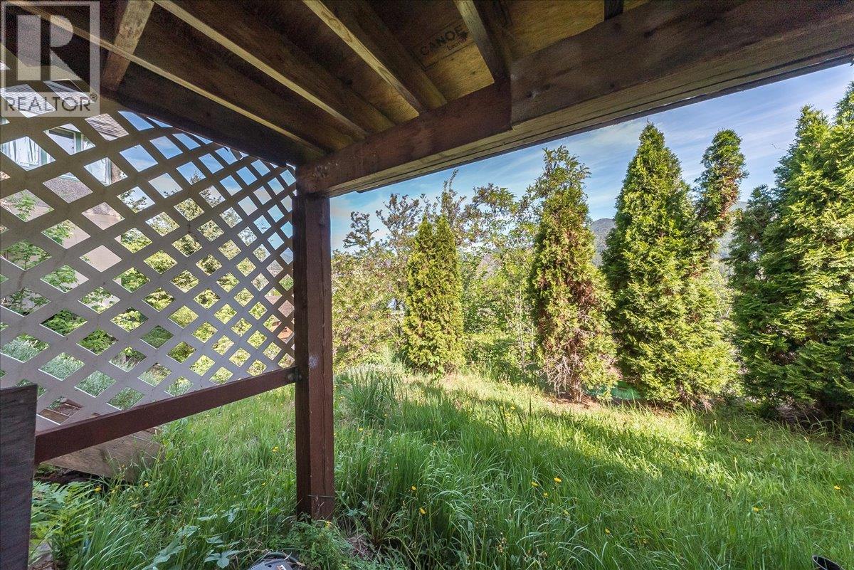 2139 Daniel Street, Trail, British Columbia  V1R 4H1 - Photo 18 - 10387478