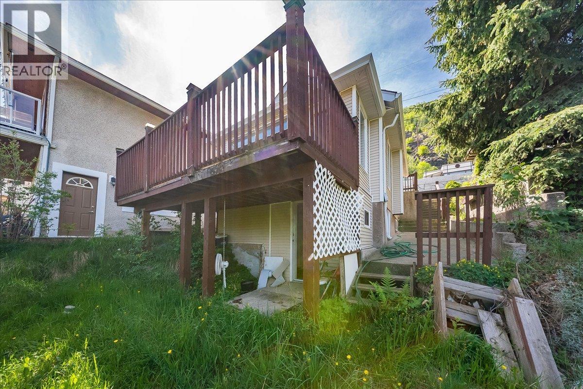 2139 Daniel Street, Trail, British Columbia  V1R 4H1 - Photo 19 - 10387478