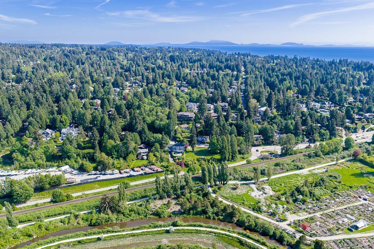 12520 Crescent Road, Surrey, British Columbia  V4A 2V3 - Photo 6 - R3123706