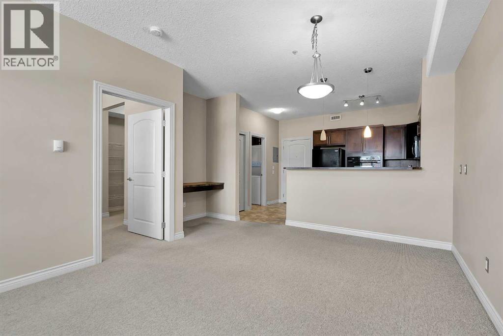 318, 26 Val Gardena View SW, Calgary, Alberta  T3H 5Z5 - Photo 13 - A2299150