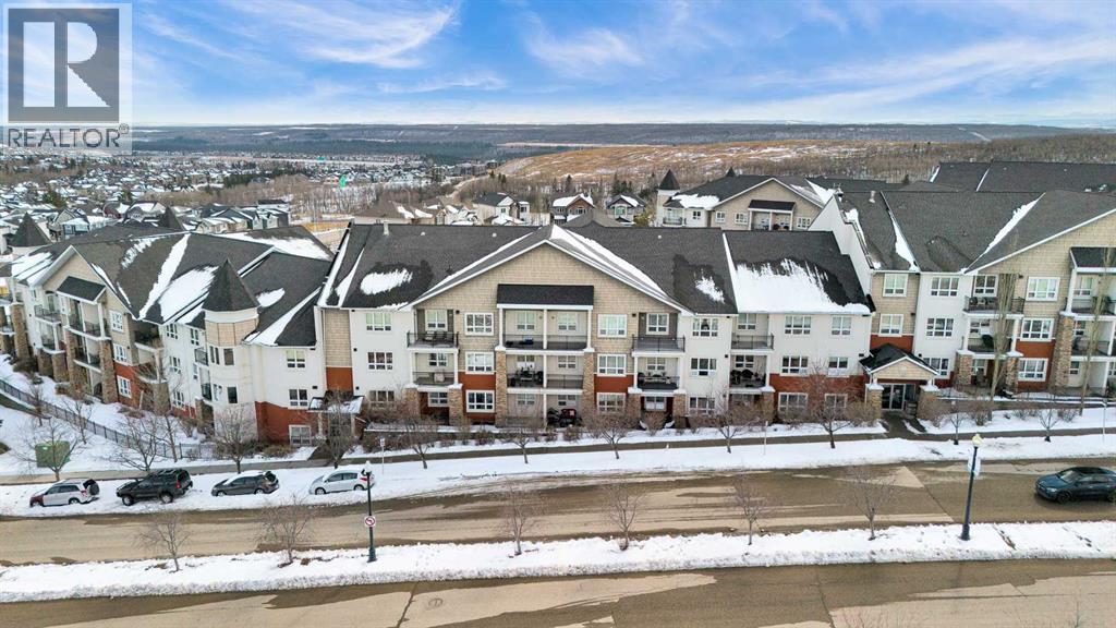 318, 26 Val Gardena View SW, Calgary, Alberta  T3H 5Z5 - Photo 2 - A2299150