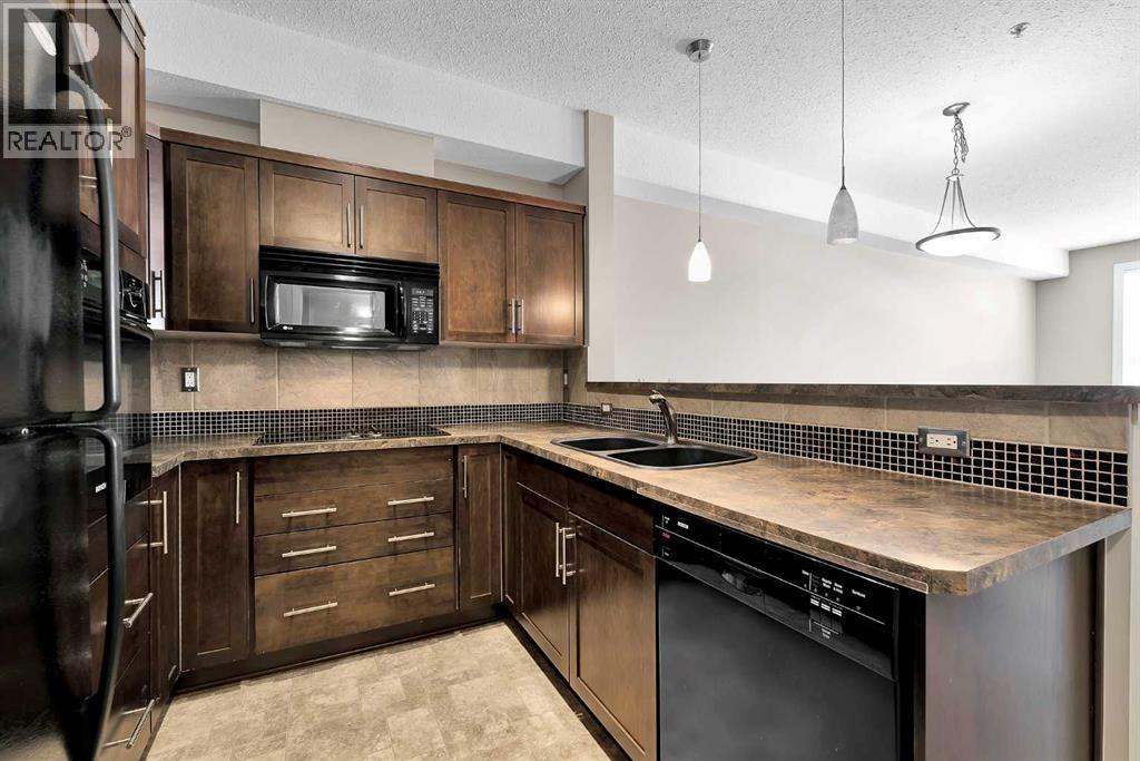 318, 26 Val Gardena View SW, Calgary, Alberta  T3H 5Z5 - Photo 11 - A2299150