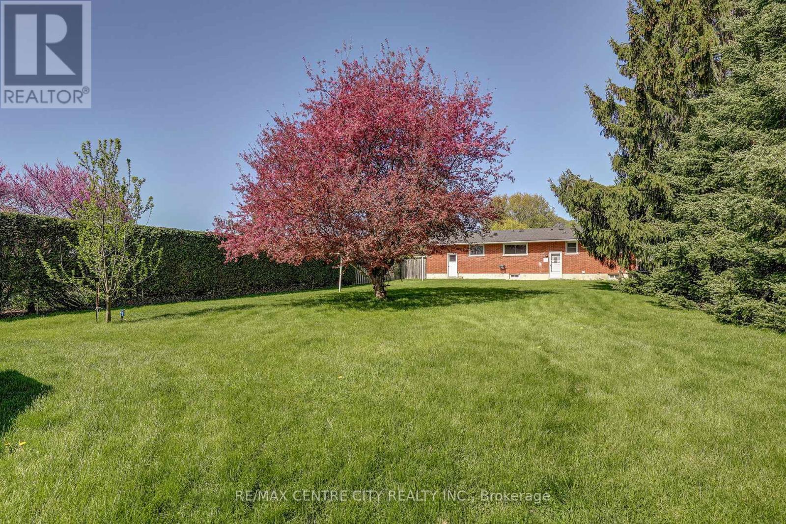 68 Bailey Avenue, Central Elgin, Ontario  N5R 5A1 - Photo 8 - X13130736