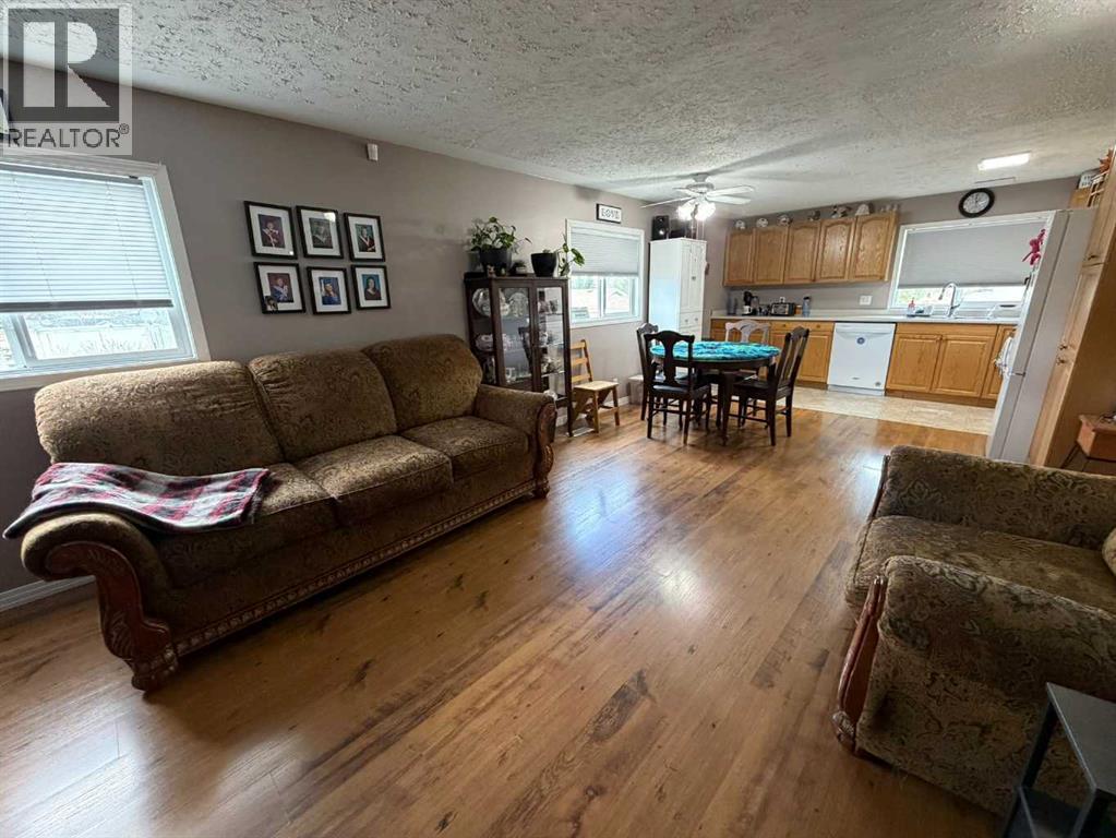 359, 133 Jarvis Street, Hinton, Alberta  T7V 1S1 - Photo 6 - A2311484